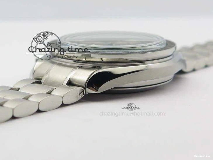 0206 Modern Speedmaster Apollo XVII Gray Dial On SS Bracelet Manual Winding Chrono Movement 8223